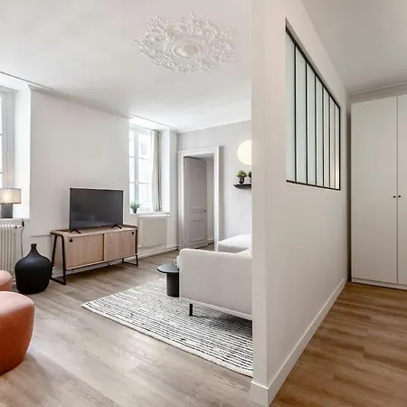 43#opera # Grand Boulevards # 4bedrooms # 02 # Ac