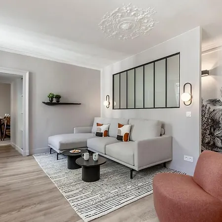 Апартаменты 43#opera # Grand Boulevards # 4bedrooms # 02 # Ac Париж