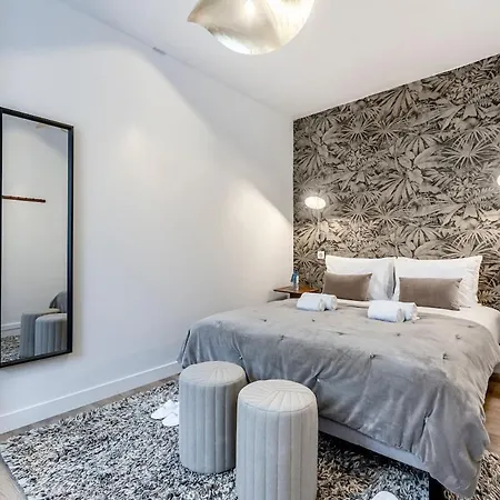 43#opera # Grand Boulevards # 4bedrooms # 02 # Ac Apartman *
