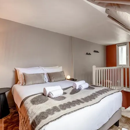 Apartman 43#opera # Grand Boulevards # 4bedrooms # 02 # Ac *