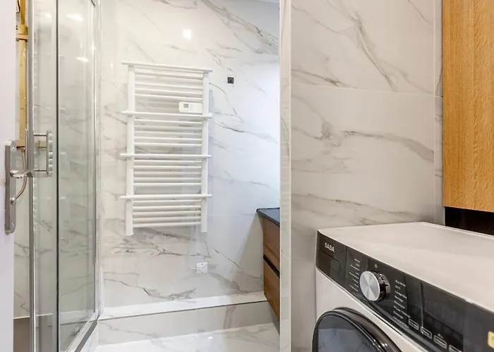 43#opera # Grand Boulevards # 4bedrooms # 02 # Ac Apartment *