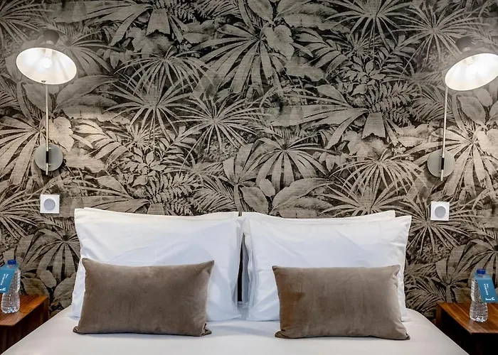 43#opera # Grand Boulevards # 4bedrooms # 02 # Ac Apartment *