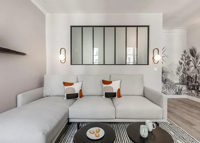 43#opera # Grand Boulevards # 4bedrooms # 02 # Ac Apartment *